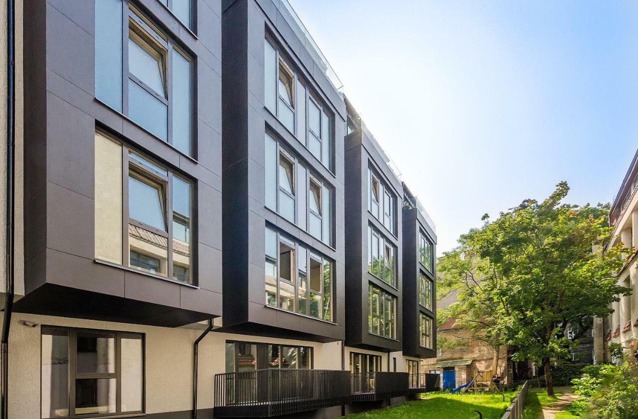 Happy Inn Gold Studio, Self Check-In, Parking In The Underground Garage VNO Exterior photo