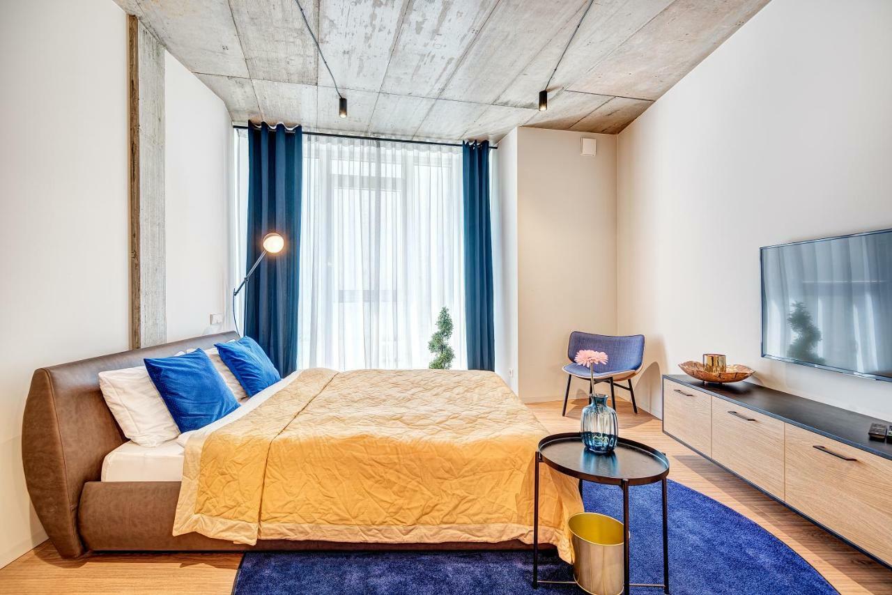 Happy Inn Gold Studio, Self Check-In, Parking In The Underground Garage VNO Exterior photo